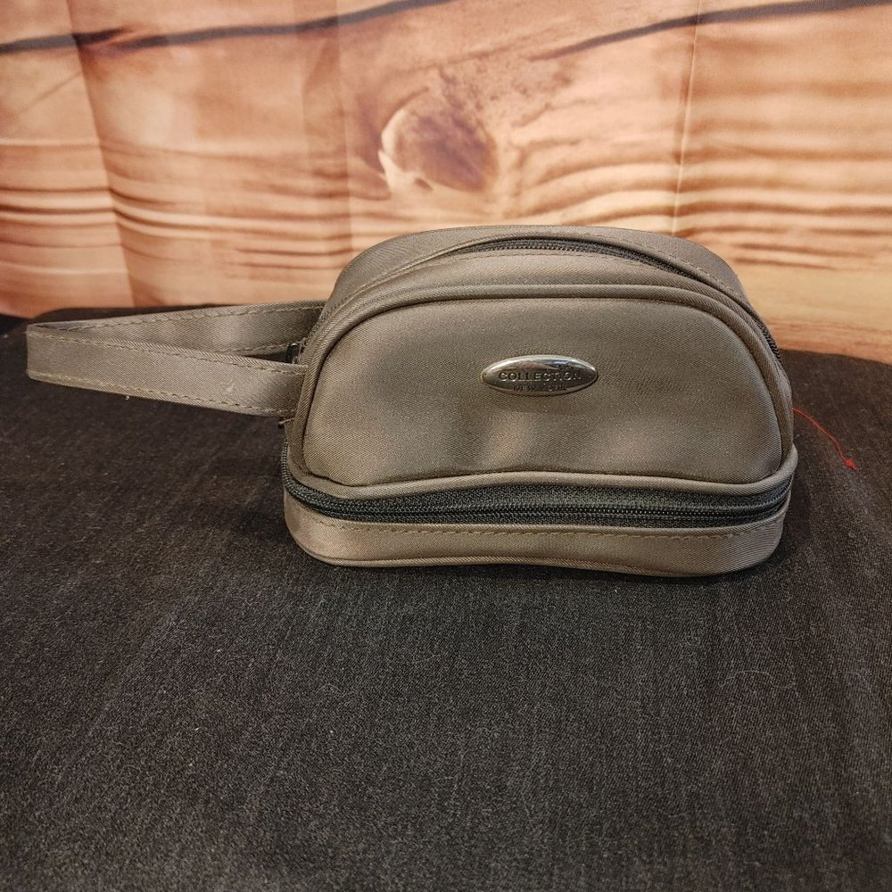 Collection New York brown Canvas Travel Cosmetics Bag OS